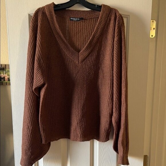 Brave Soul London EUC brown v-neck big sleeved sweater size L - Picture 1 of 5